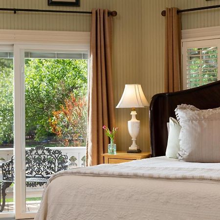 Inn At Woodhaven-In The Heart Of The Bourbon Trail-Over 12 Distilleries Nearby Луисвилл Экстерьер фото